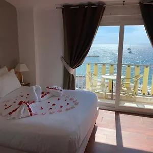 Le Beau Hotel