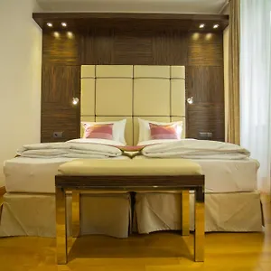 Western Arcadia Hotel Wenen