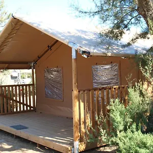 Oh! - Le Clos Du Rhone Camping Saintes-Maries-de-la-Mer