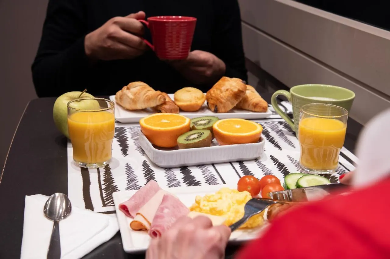 Ibis Paris Gare Du Nord Tgv Hotel